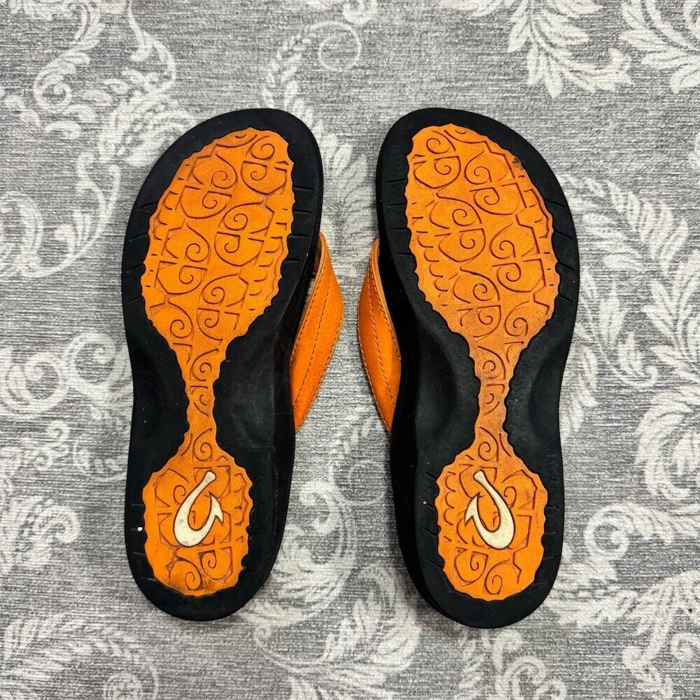 OluKai Ohana Men's Flip Flop Sandals Orange/Black Slip On Size 8
